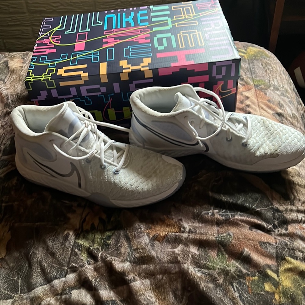 Nike Mens Kd Trey 5 Viii Basketball Shoes